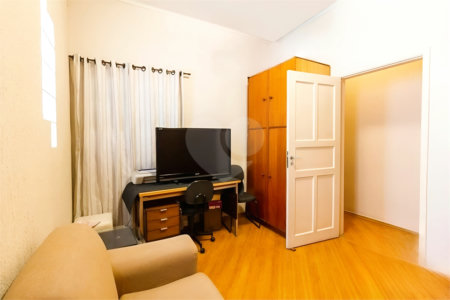 Casa à venda com 3 quartos, sendo 1 suíte, em Perdizes, São Paulo, SP