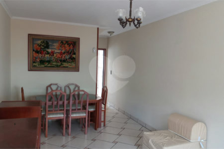 Sobrado à venda com 3 quartos, sendo 1 suíte,  em Vila Dom Pedro II, São Paulo, SP
