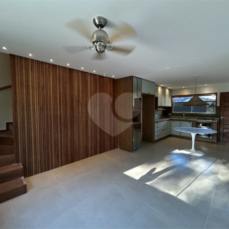 Duplex à venda com 3 suítes no Centro / Arraial D'ajuda, Porto Seguro, BA