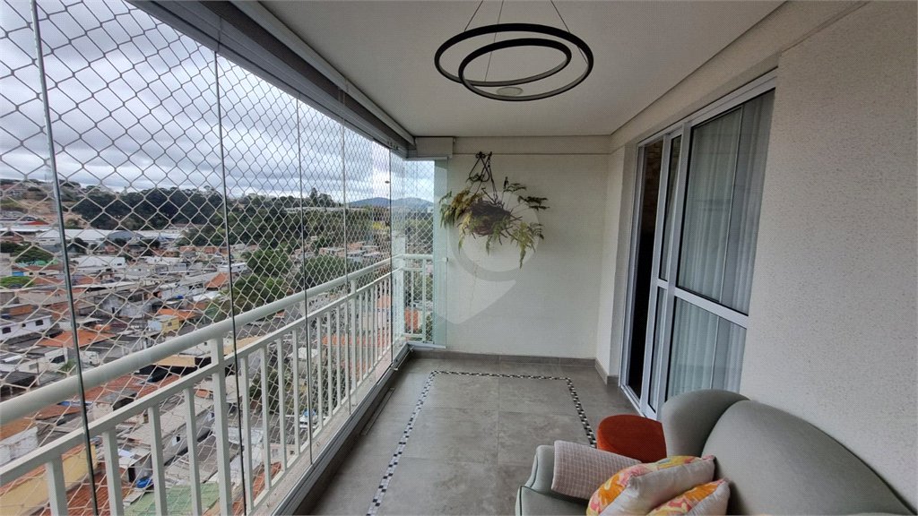 Apartamento à venda com 3 quartos, sendo 1 suíte,  em Chácara São João, São Paulo, SP