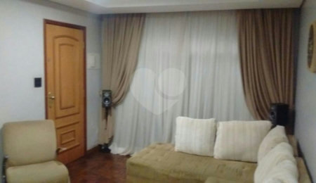 Sobrado à venda com 3 quartos, sendo 1 suíte,  em Tremembé, São Paulo, SP