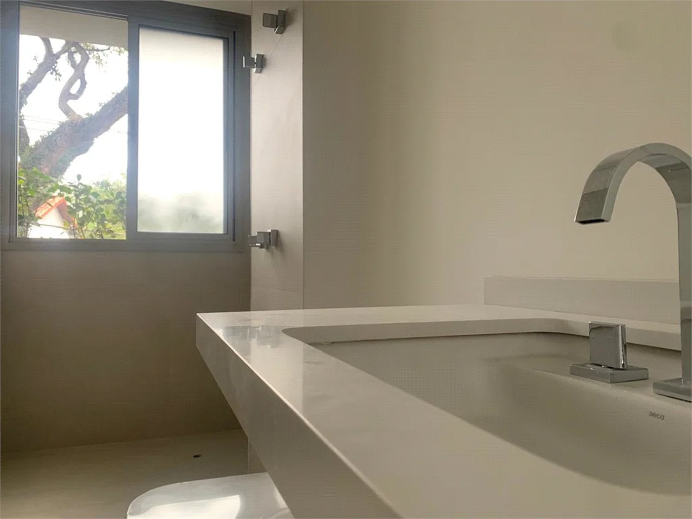 Apartamento à venda com 2 suítes em Vila Madalena, São Paulo, SP
