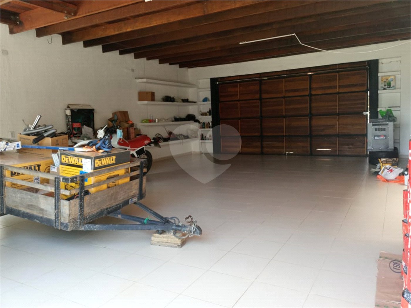 Casa à venda com 2 quartos, sendo 3 suítes,  no condomínio Aruã, Mogi das Cruzes - SP