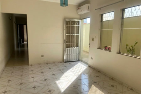 Casa Térrea para alugar com 3 quartos, sendo 1 suíte, em Vila Ipojuca, São Paulo, SP