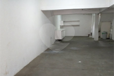 Sobrado à venda com 3 quartos, sendo 1 suíte, em Vila Pita, São Paulo, SP