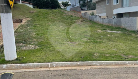 Terreno à venda no Centro, Louveira, SP