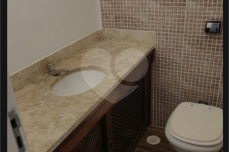 Apartamento à venda com 3 quartos, sendo 1 suíte, em Vila Mariana, São Paulo, SP