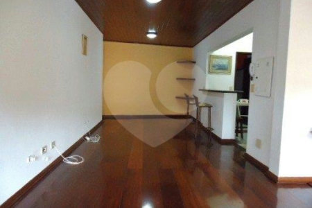 Sobrado à venda ou para alugar com 2 suítes em Paraisópolis, São Paulo, SP