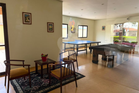 Apartamento à venda com 3 quartos, sendo 1 suíte, no Centro, Suzano, SP