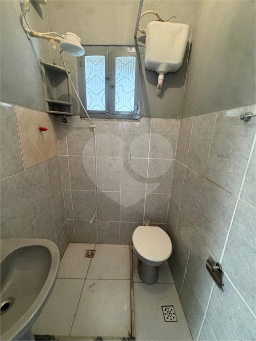 Casa à venda ou para alugar com 1 quarto em Campo Grande, Rio de Janeiro, RJ