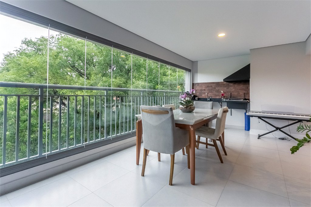 Apartamento à venda com 3 suítes em Jardim Prudência, São Paulo, SP