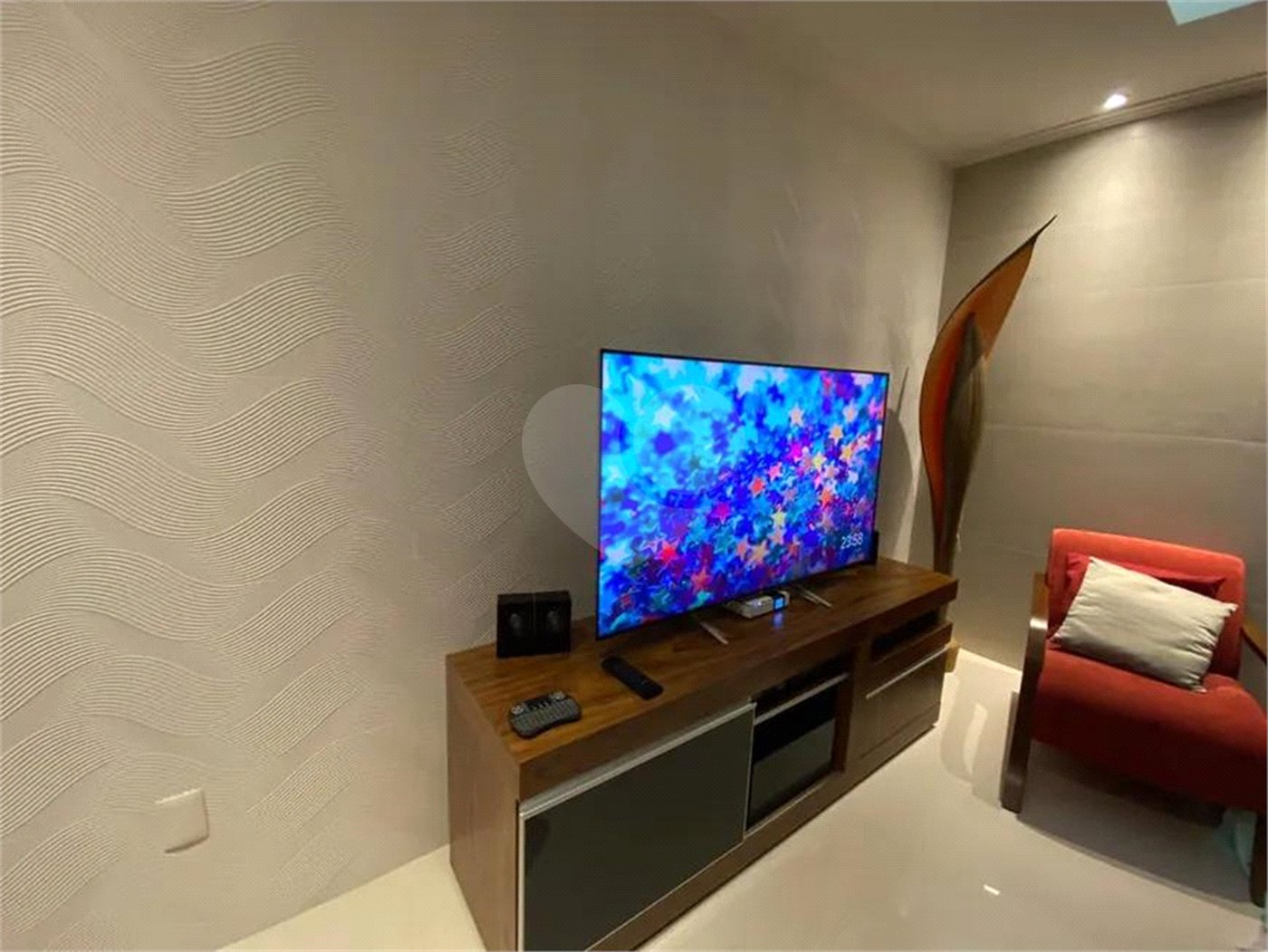 Casa à venda com 4 quartos, sendo 3 suítes,  em Praia Rasa, Armação dos Búzios, RJ