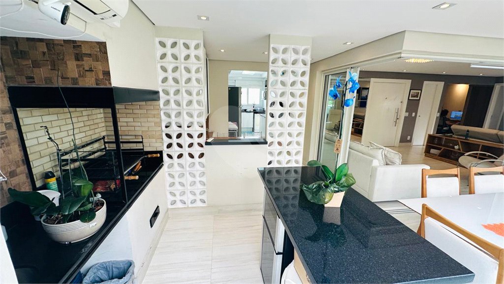 Apartamento à venda com 3 suítes em Vila Mariana, São Paulo, SP