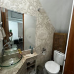 Casa à venda ou para alugar com 3 quartos, sendo 2 suítes,  no condomínio Residencial Erika, São Paulo - SP