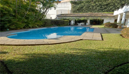 Casa à venda com 5 quartos, sendo 2 suítes,  em Jardim Guedala, São Paulo, SP