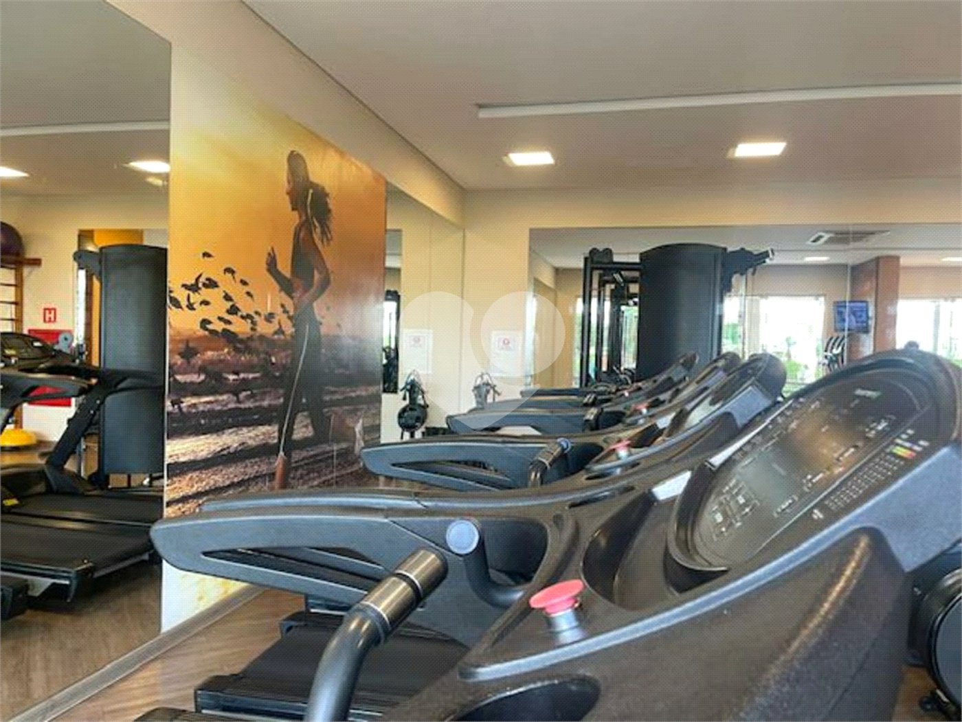 Apartamento à venda com 3 suítes em Santa Teresinha, São Paulo, SP