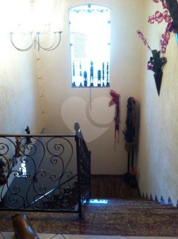 Sobrado à venda com 6 quartos, sendo 4 suítes, em Barro Branco (zona Norte), São Paulo, SP