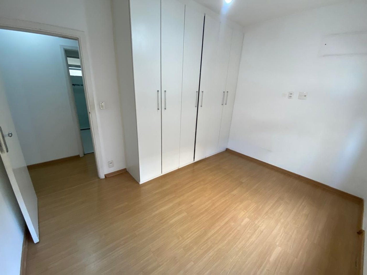 Apartamento com 3 dormitórios à venda, 133 m² por R$ 800.000,00 - Gonzaga - Santos/SP