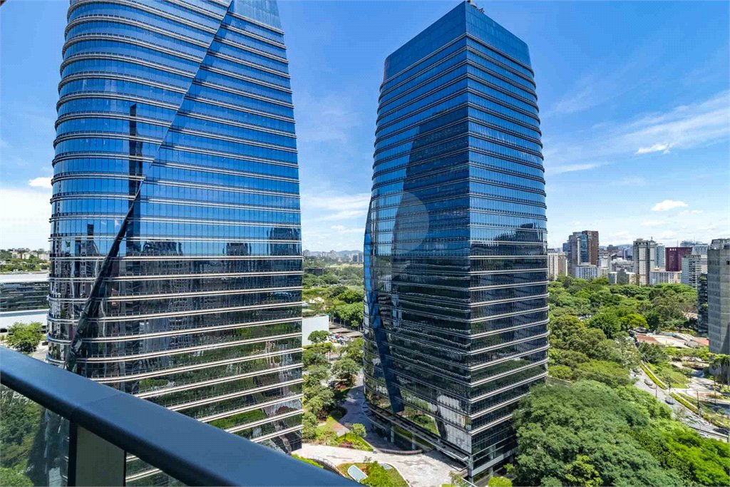 Apartamento à venda ou para alugar com 1 quarto em Vila Olímpia, São Paulo, SP