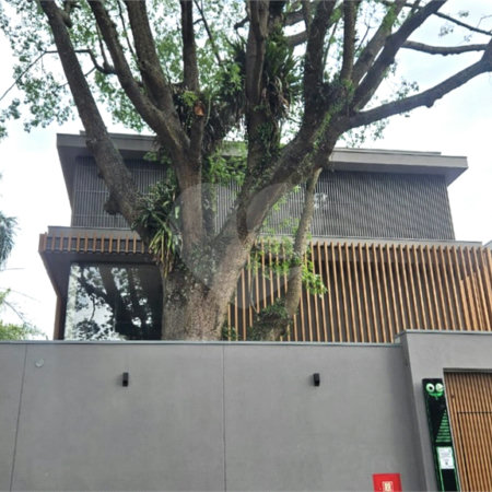 Casa à venda com 4 suítes no condomínio Plm 875, São Paulo - SP