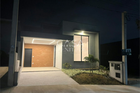 Casa à venda com 2 quartos, sendo 1 suíte,  em Jardim Residencial Villagio Wanel, Sorocaba, SP