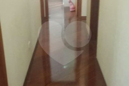 Casa à venda com 5 quartos, sendo 3 suítes, em Tucuruvi, São Paulo, SP