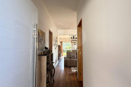 Casa à venda com 3 quartos, sendo 1 suíte, em Portão, Atibaia, SP