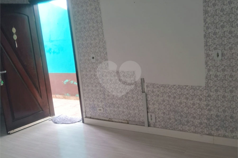 Casa à venda com 2 quartos em Horto, São Paulo, SP