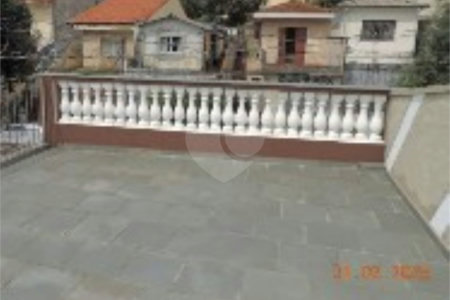 Sobrado à venda com 4 quartos em Vila Ipojuca, São Paulo, SP