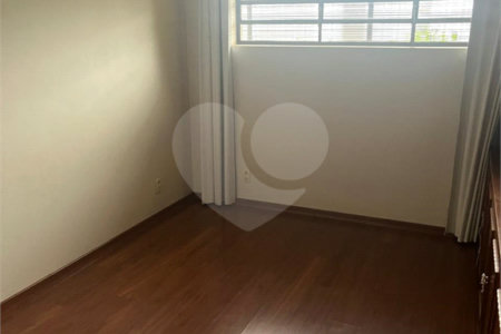 Casa à venda com 3 quartos, sendo 1 suíte,  em Chácara São João, São Carlos, SP