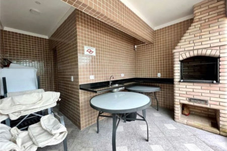 Apartamento Residencial à venda, Vila Guilhermina, Praia Grande - AP1374.