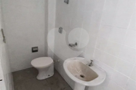 Casa à venda ou para alugar com 3 suítes em Jardim do Colégio (zona Norte), São Paulo, SP