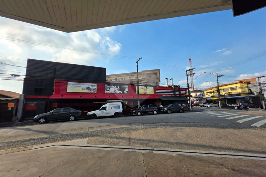 PRÉDIO COMERCIAL