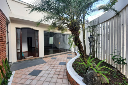 Casa Térrea à venda com 3 quartos, sendo 1 suíte, em Jardim Marajoara, São Paulo, SP
