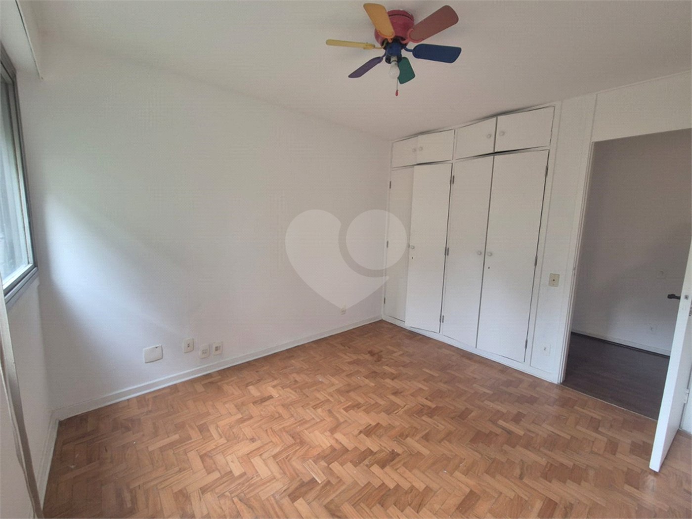 Apartamento à venda com 4 quartos, sendo 1 suíte,  em Itaim Bibi, São Paulo, SP