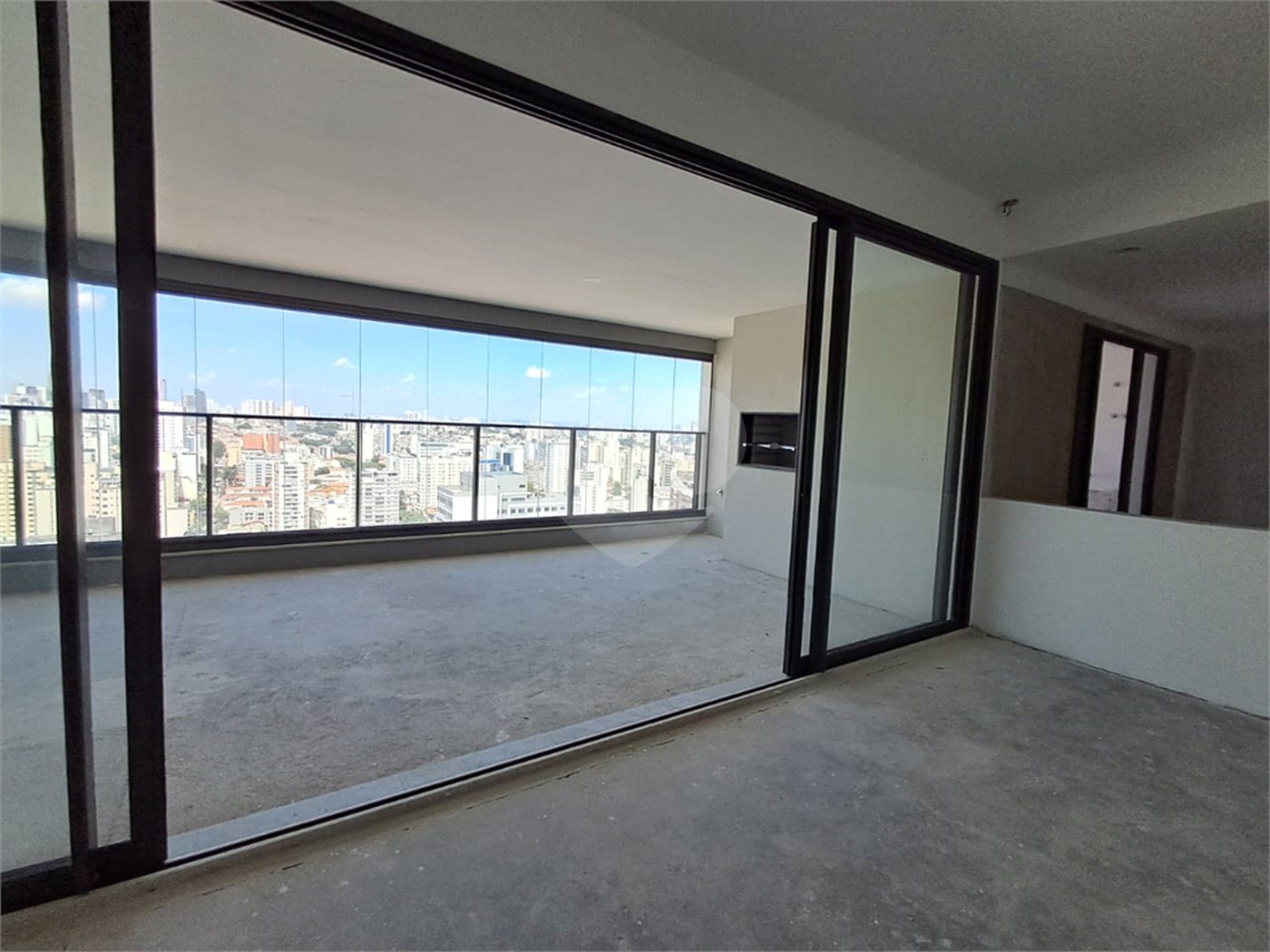 Apartamento à venda com 3 suítes em Perdizes, São Paulo, SP