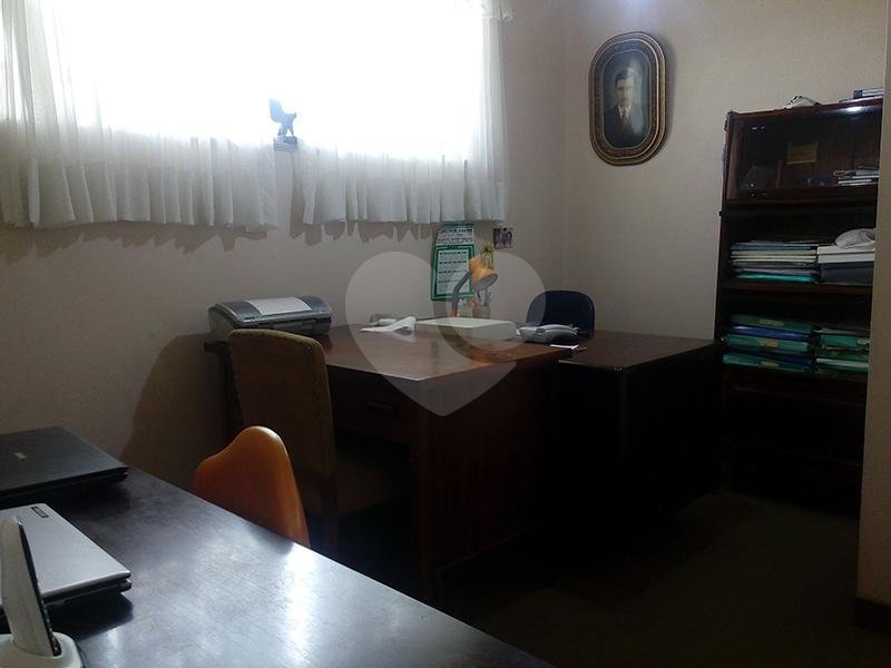 Casa à venda com 5 quartos, sendo 2 suítes, em Santana, São Paulo, SP