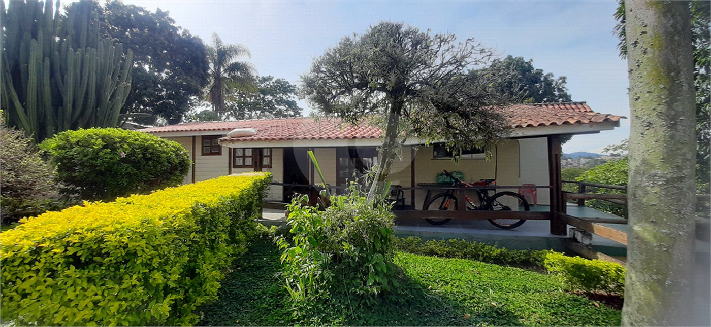 Casa Térrea à venda com 3 quartos, sendo 1 suíte,  em Serra da Cantareira, Mairiporã, SP