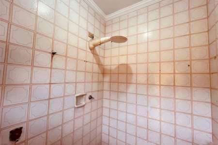 Casa com 6 dormitórios à venda, 300 m² por R$ 680.000,00 - Balneário Cidade Atlântica - Guarujá/SP