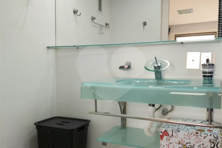 Apartamento à venda com 2 quartos, sendo 1 suíte, em Jardim das Acácias, São Paulo, SP