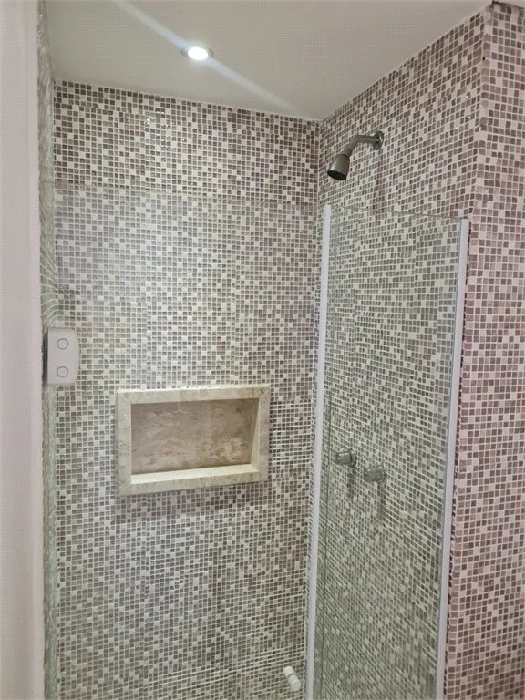 Apartamento à venda com 3 quartos, sendo 1 suíte,  em Vila Andrade, São Paulo, SP
