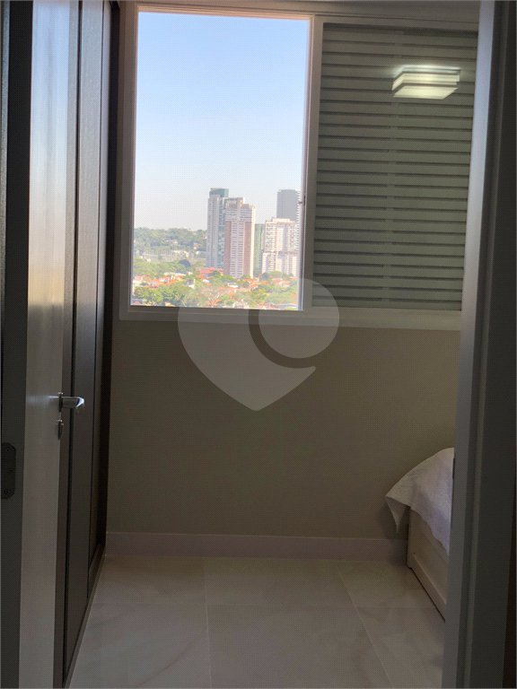Apartamento à venda com 3 quartos em Vila Olímpia, São Paulo, SP