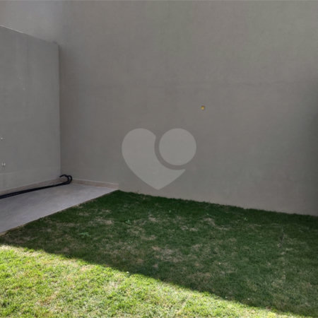 Casa à venda com 2 suítes em Jardim Santo Antônio, Atibaia, SP