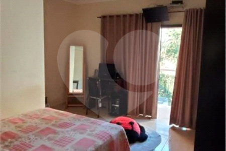Casa à venda com 3 quartos, sendo 1 suíte, em Jardim Imperial, Atibaia, SP