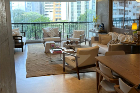 Apartamento à venda com 3 quartos, sendo 1 suíte,  em Jardim Paulista, São Paulo, SP
