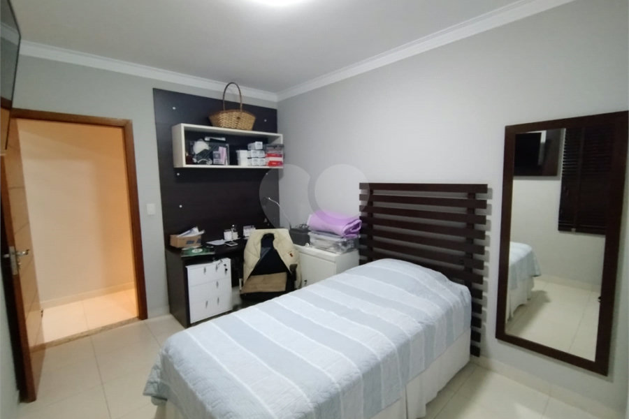 Casa à venda com 3 quartos, sendo 1 suíte,  em Santana, São Paulo, SP