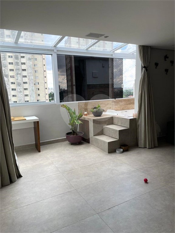Apartamento à venda com 2 quartos, sendo 1 suíte, em Jardim Londrina, São Paulo, SP