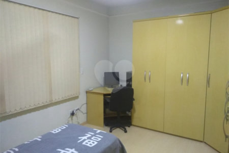 Sobrado à venda com 3 quartos, sendo 1 suíte, em Vila Mazzei, São Paulo, SP
