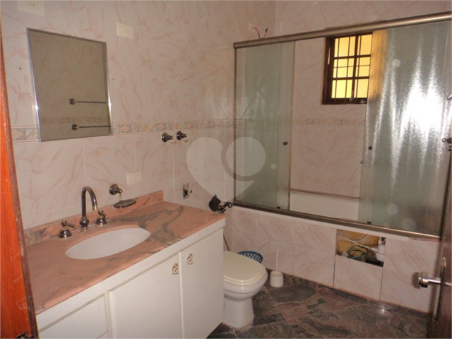 Sobrado à venda ou para alugar com 3 quartos, sendo 2 suítes,  em Santana, São Paulo, SP