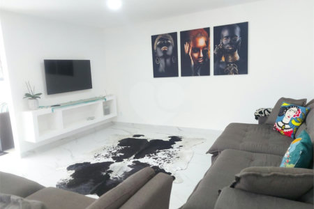 Casa à venda com 4 quartos, sendo 3 suítes, em Albatroz, Armação dos Búzios, RJ